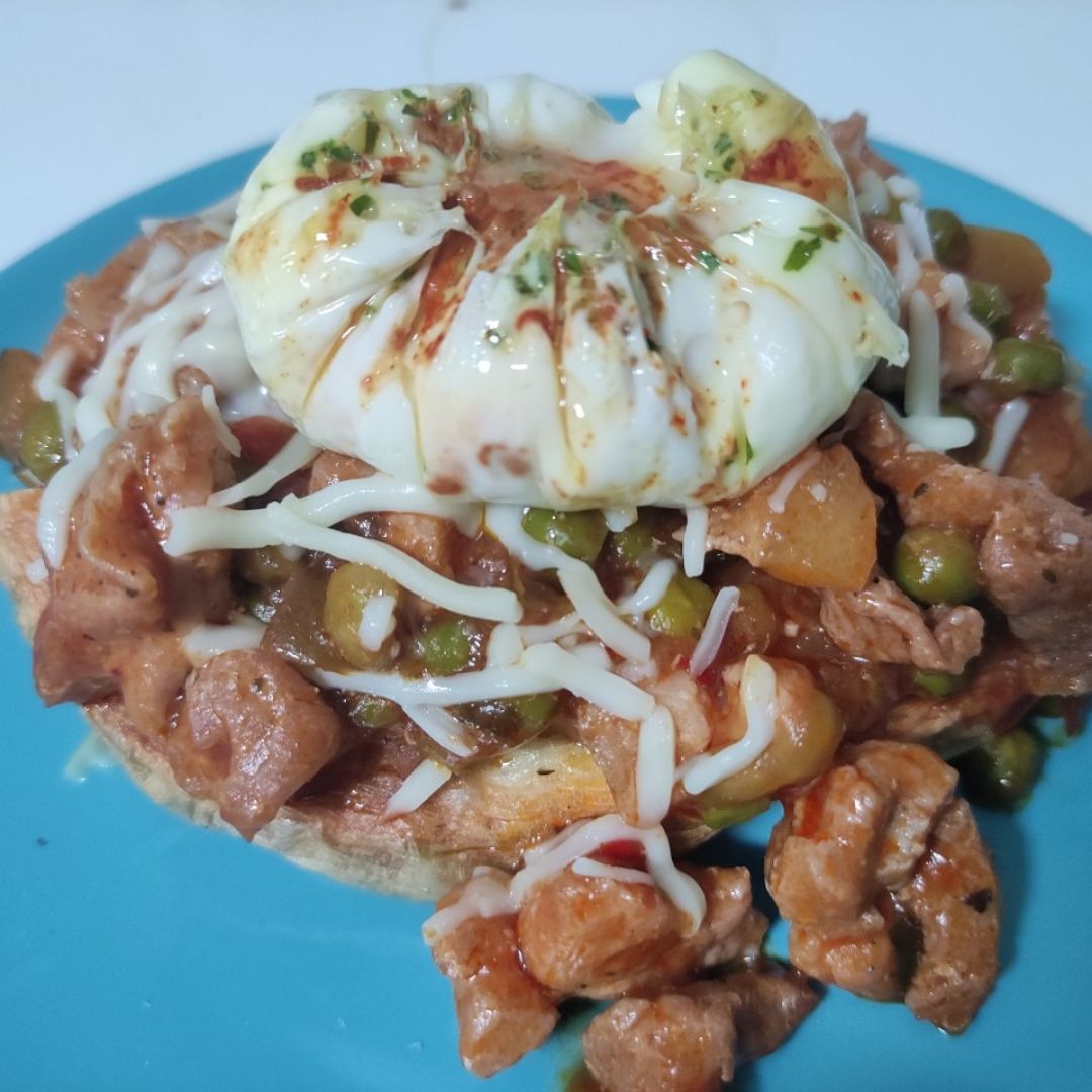 **PATATA ASADA CON PAVO Y HUEVO POCHE** Paso 5 **PATATA ASADA CON PAVO Y HUEVO POCHE** Paso 5
