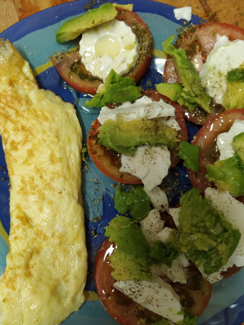 Tortilla con ensalada 