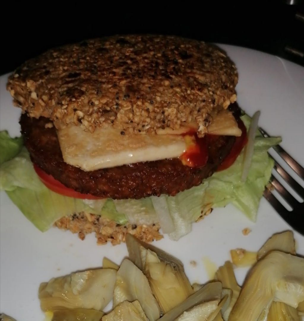 Hamburguesa vegana casera Hamburguesa vegana casera