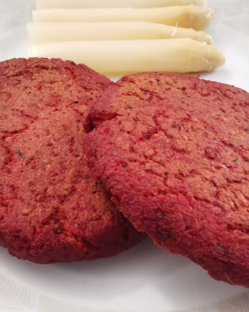 Hamburguesas remolacha y soja texturizada Hamburguesas remolacha y soja texturizada