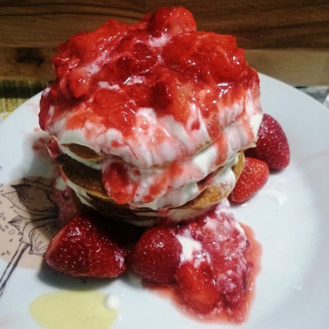 strawberry cheesecake pancakes strawberry cheesecake pancakes