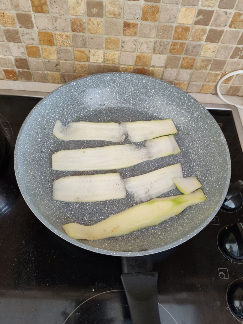 Lasaña de calabacín con soja y queso de cabra Paso 0 Lasaña de calabacín con soja y queso de cabra Paso 0