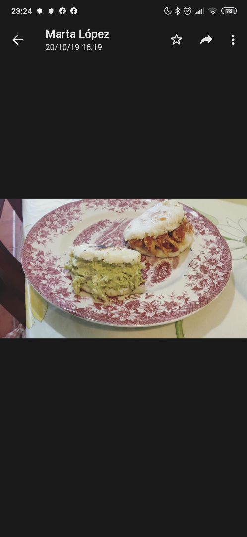 Arepas de pollo Arepas de pollo