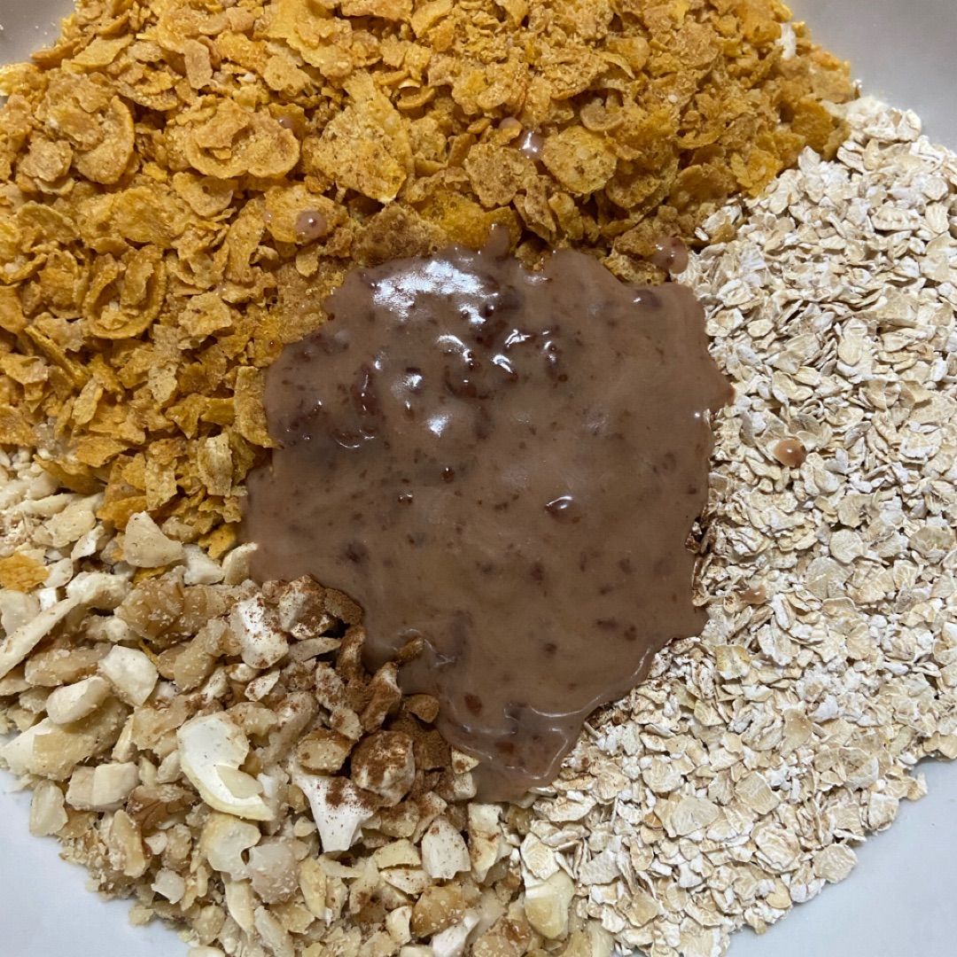 Granola con arándanos y chocolate 🤩Step 0