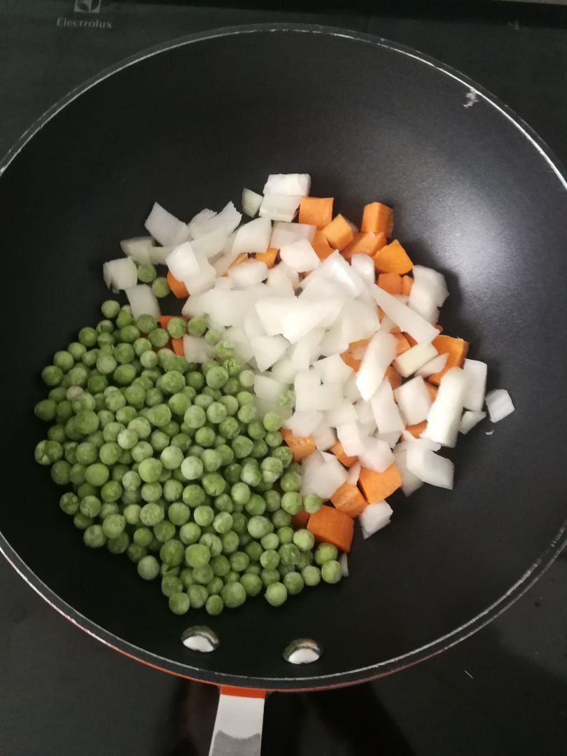 Arroz "tres delicias" Paso 0 Arroz "tres delicias" Paso 0