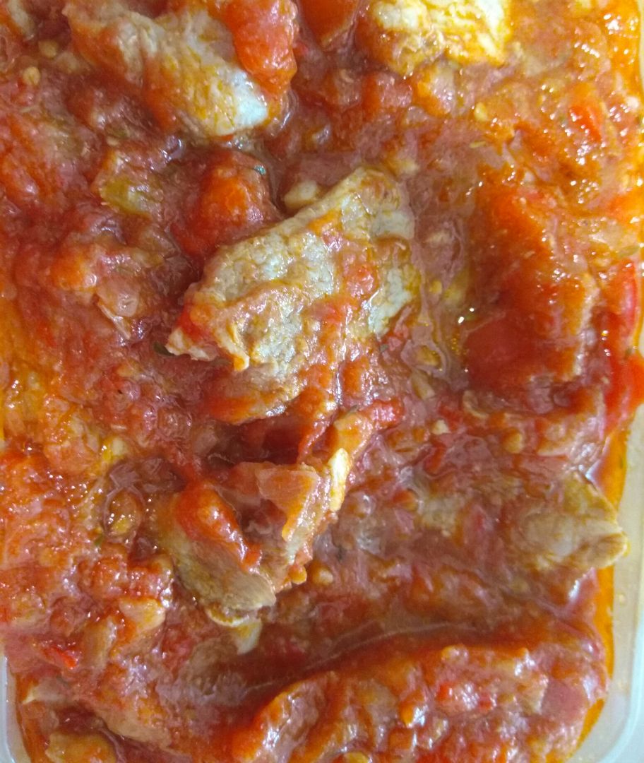 Carne con tomate Carne con tomate