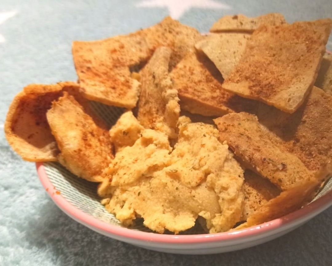 Hummus de lenteja roja con tofu 