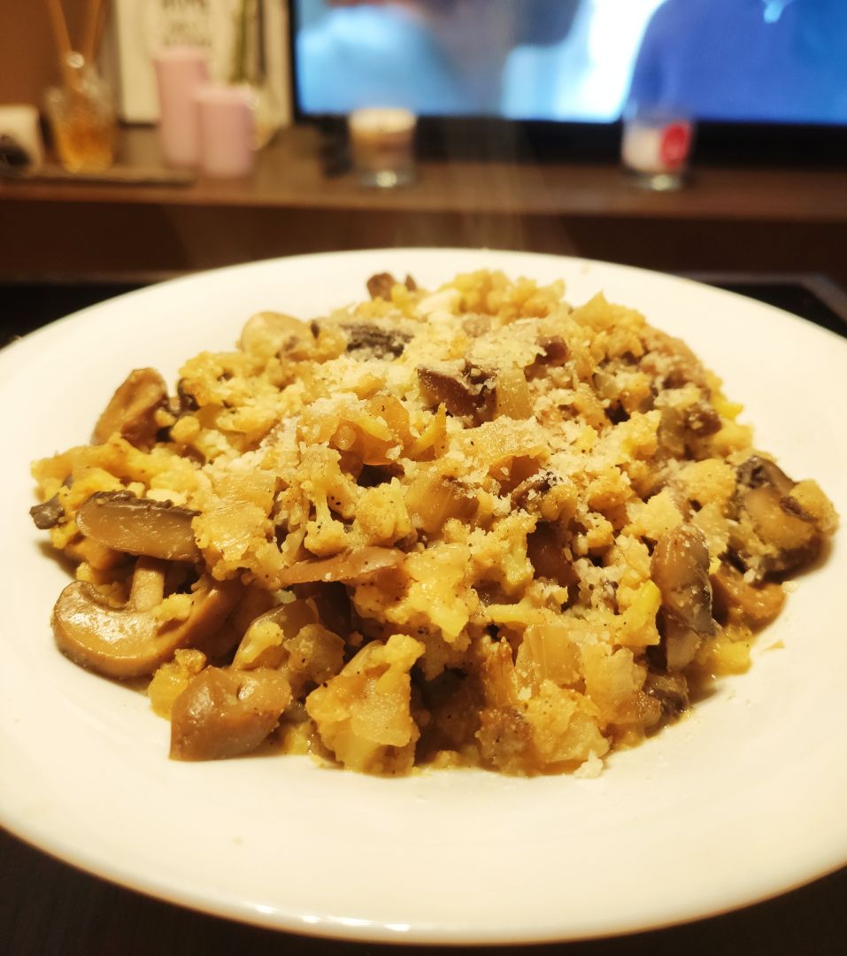 "Risotto" (Sin arroz) de coliflor con champiñones 