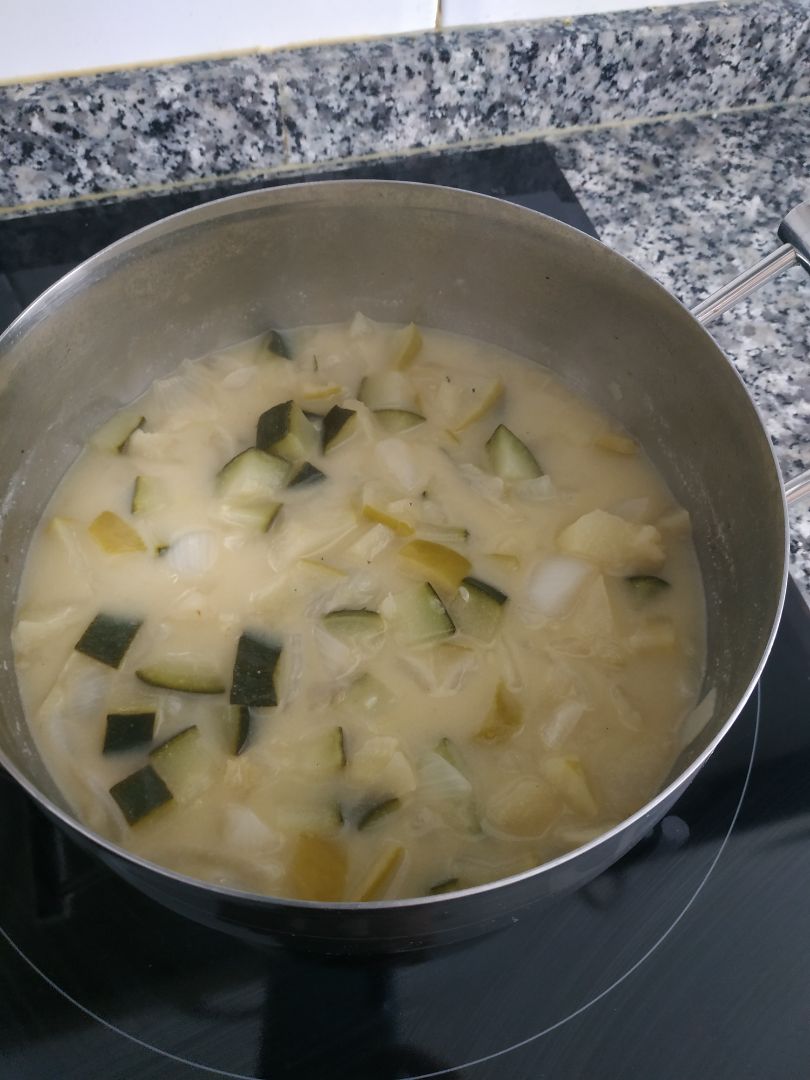Crema fría de calabacín con manzana Paso 4 Crema fría de calabacín con manzana Paso 4