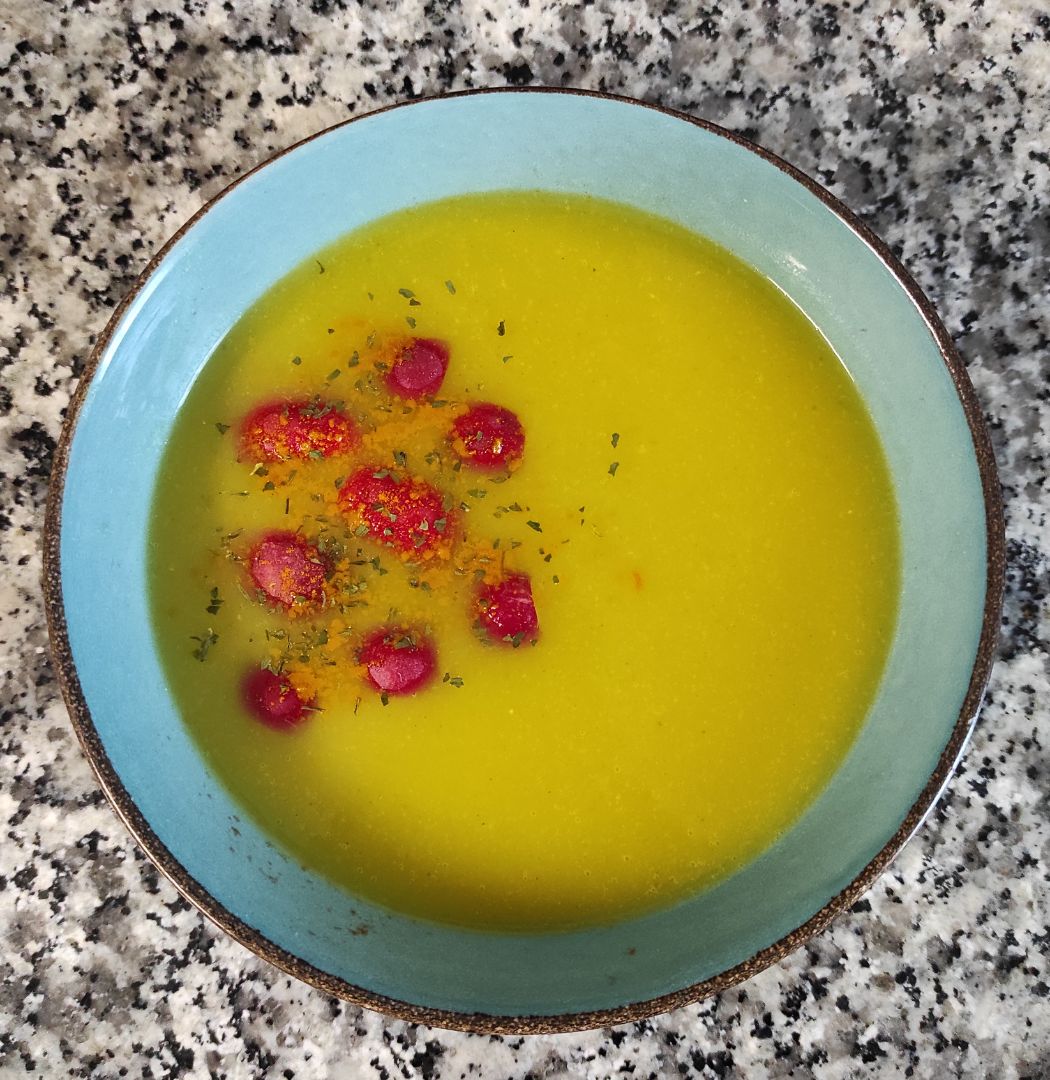 Crema de calabacín con cúrcuma 🥣 Crema de calabacín con cúrcuma 🥣