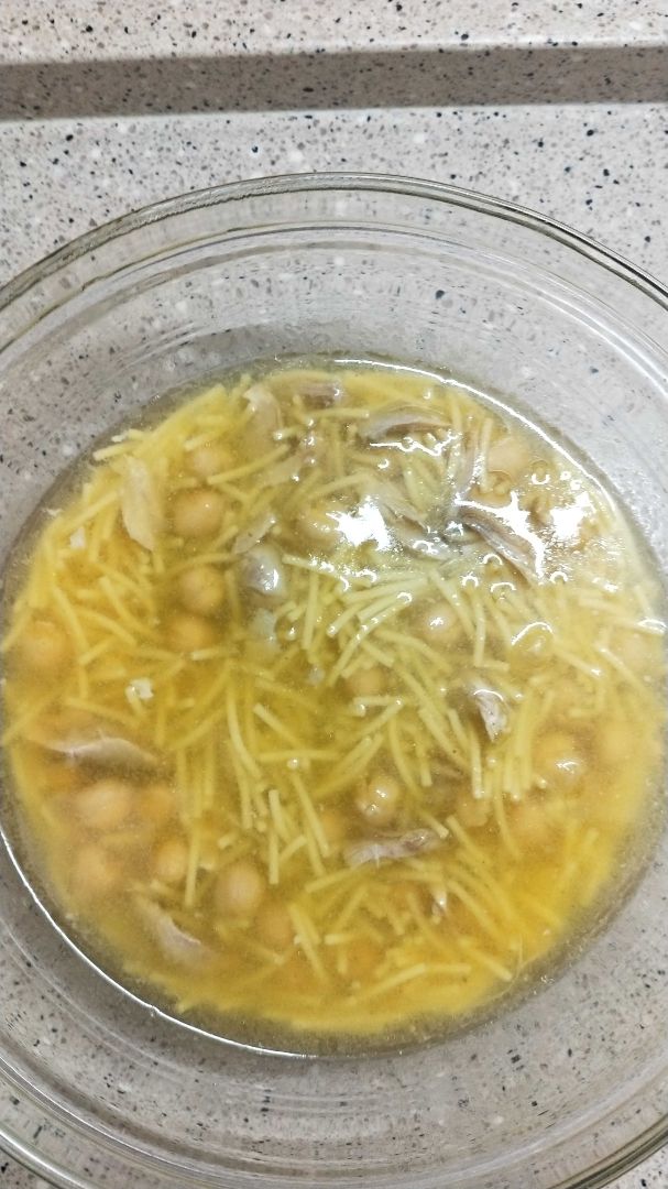 Sopa de pollo de caldo casero Sopa de pollo de caldo casero