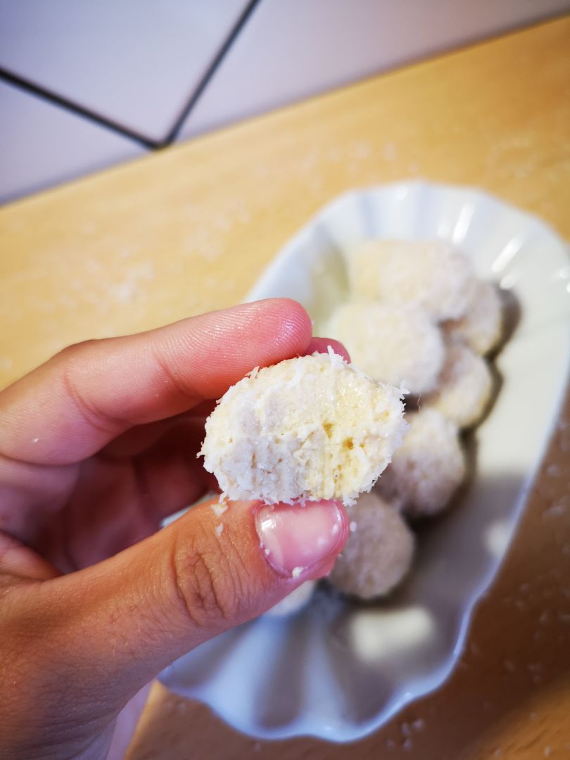 Bolitas de coco Bolitas de coco
