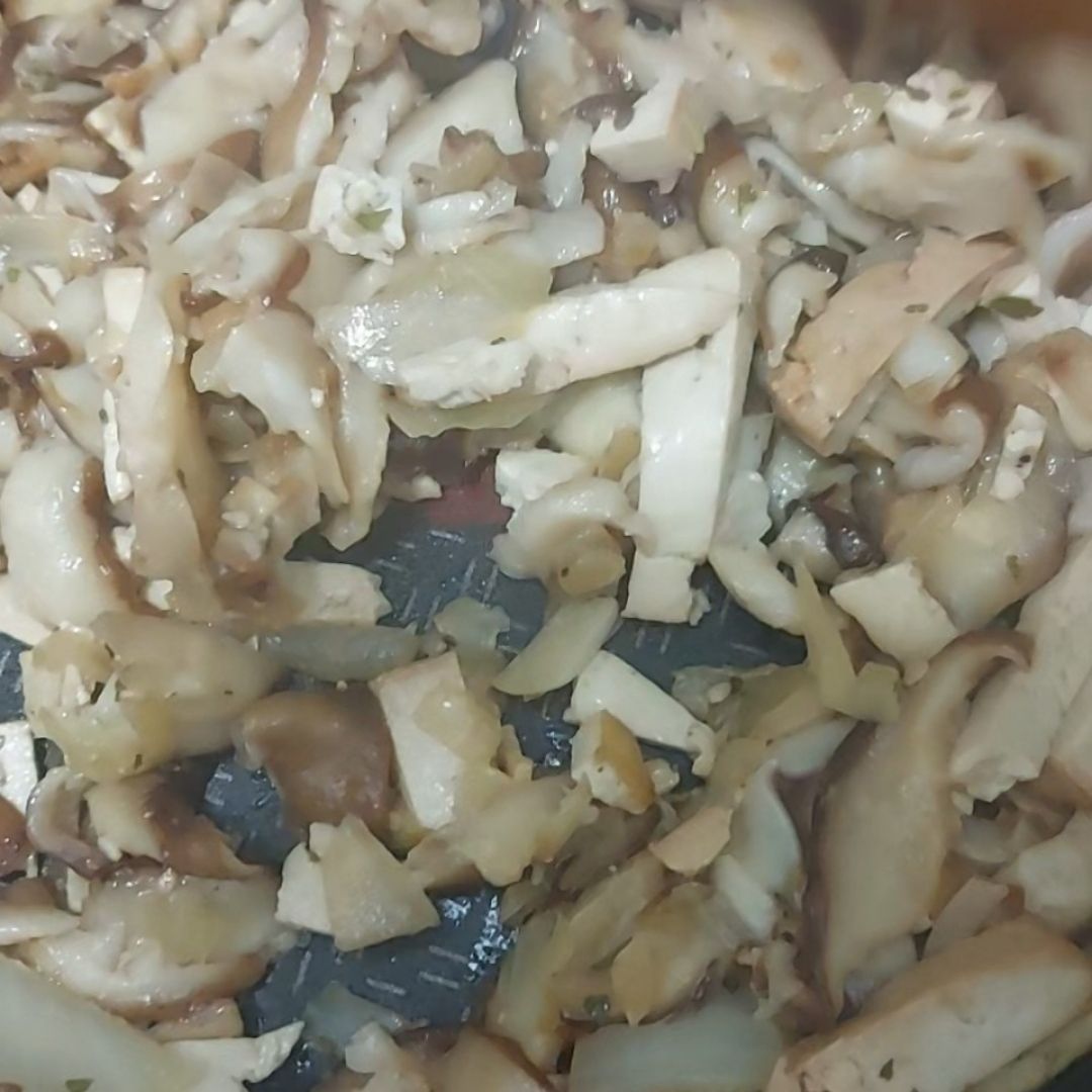 Espaguetis trufado con shiitake y tofu ahumado Paso 2 Espaguetis trufado con shiitake y tofu ahumado Paso 2