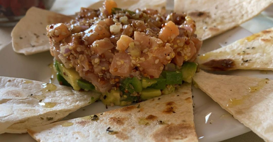 Tartar de salmón. Tartar de salmón.