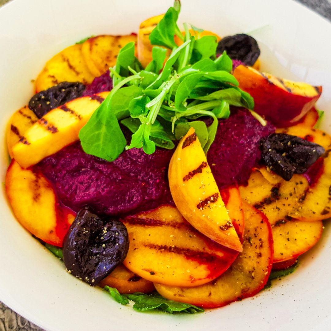 🍑🥗Ensalada con melocotón a la plancha y aliño de remolacha 🥗🍑