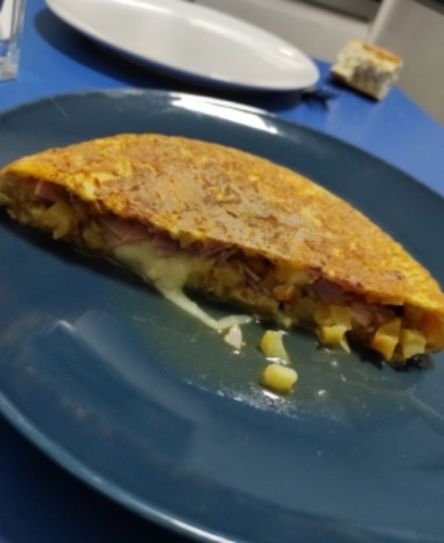 Tortilla de patatas (hechas al horno), York y queso Tortilla de patatas (hechas al horno), York y queso