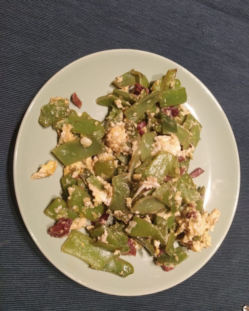 Judias revueltas con jamón 