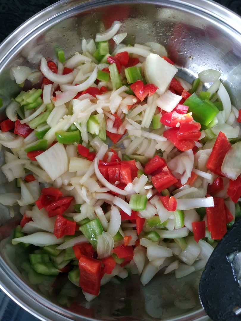 Guisantes con verduras y huevo Paso 0 Guisantes con verduras y huevo Paso 0