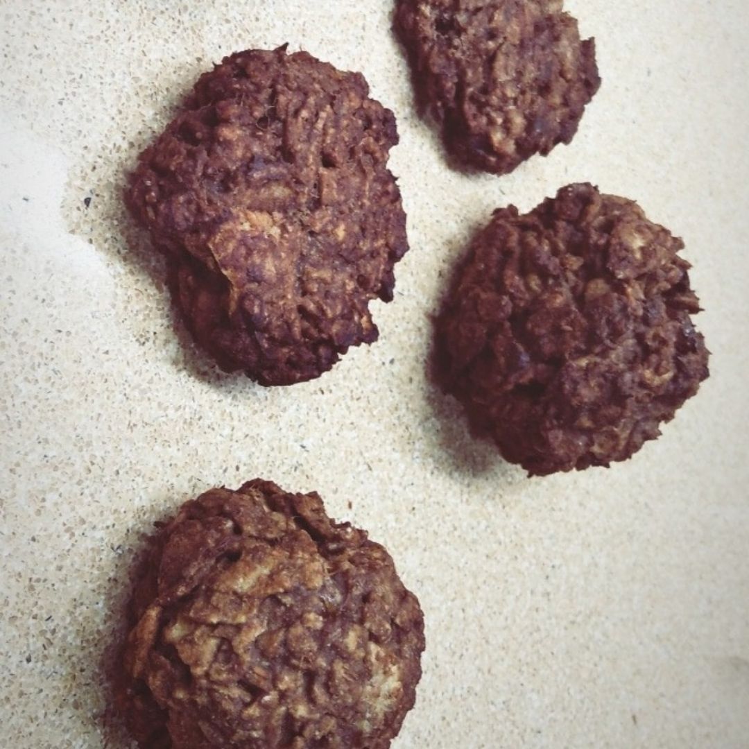 Galletas o bolitas de plátano con cereales o avena light Galletas o bolitas de plátano con cereales o avena light