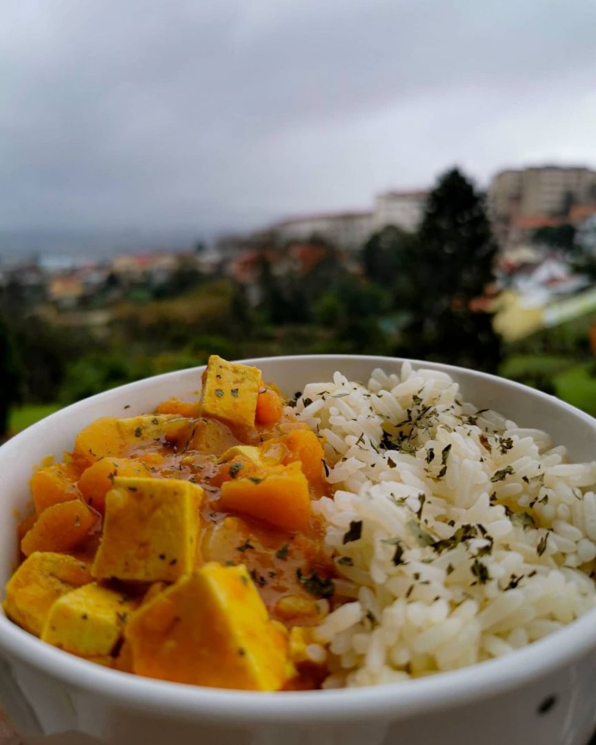 Tofu al curry
