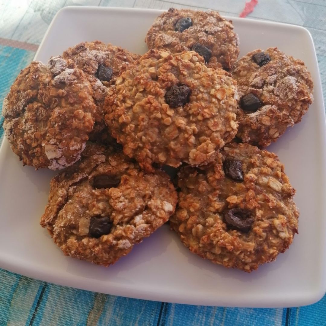 Galletas de plátano, avena y chocolate negro Galletas de plátano, avena y chocolate negro