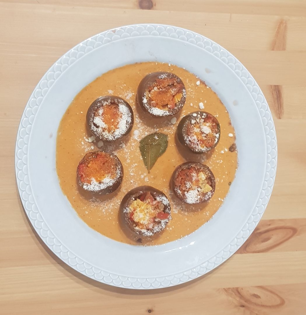 Tomates Manchegos con chorizo dulce 🍅 Tomates Manchegos con chorizo dulce 🍅