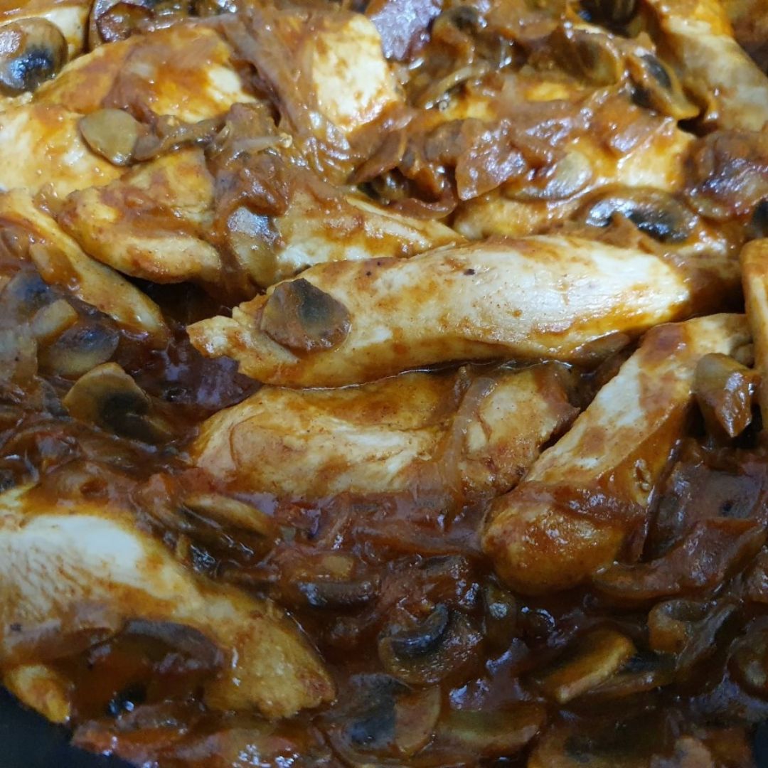 🔹Pollo con champiñones 🔹