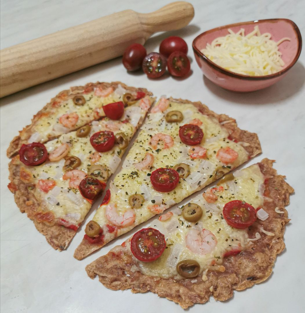 PIZZA CON BASE DE ATÚN PIZZA CON BASE DE ATÚN