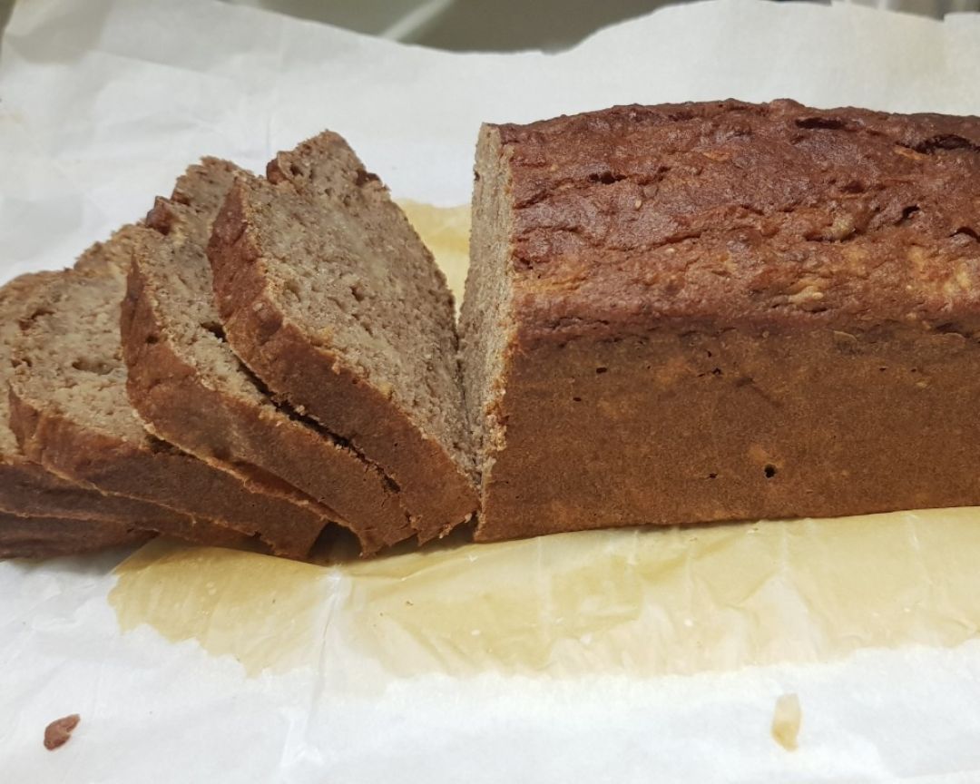 Apple bread