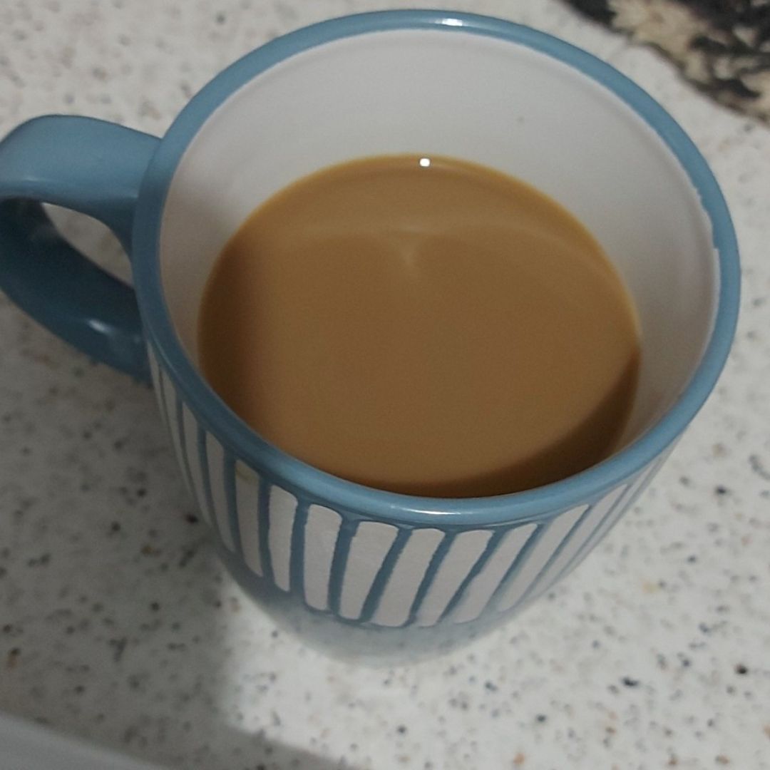 Café con poca leche Café con poca leche