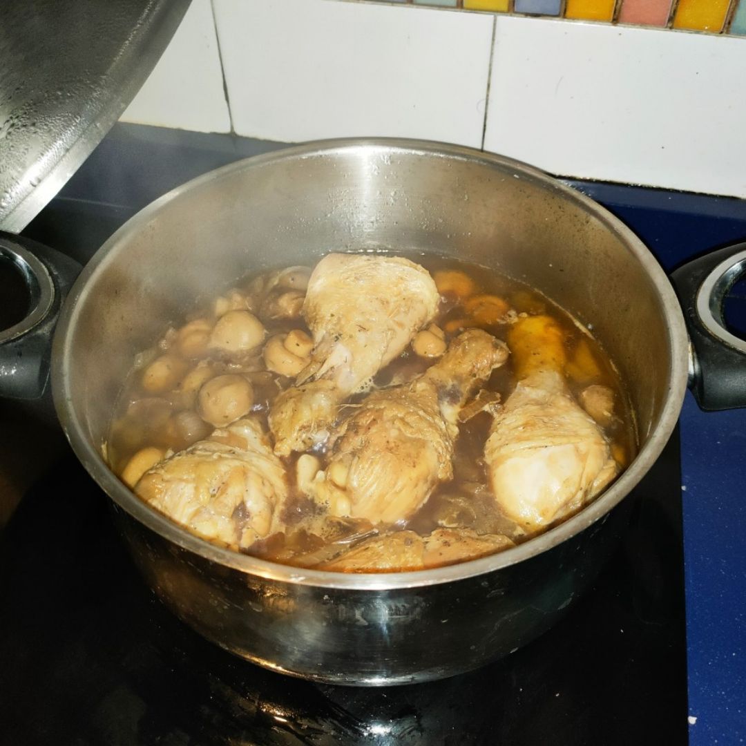 Pollo a la cerveza Pollo a la cerveza