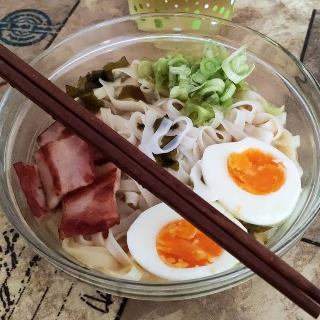 Ramen con poco caldo Ramen con poco caldo