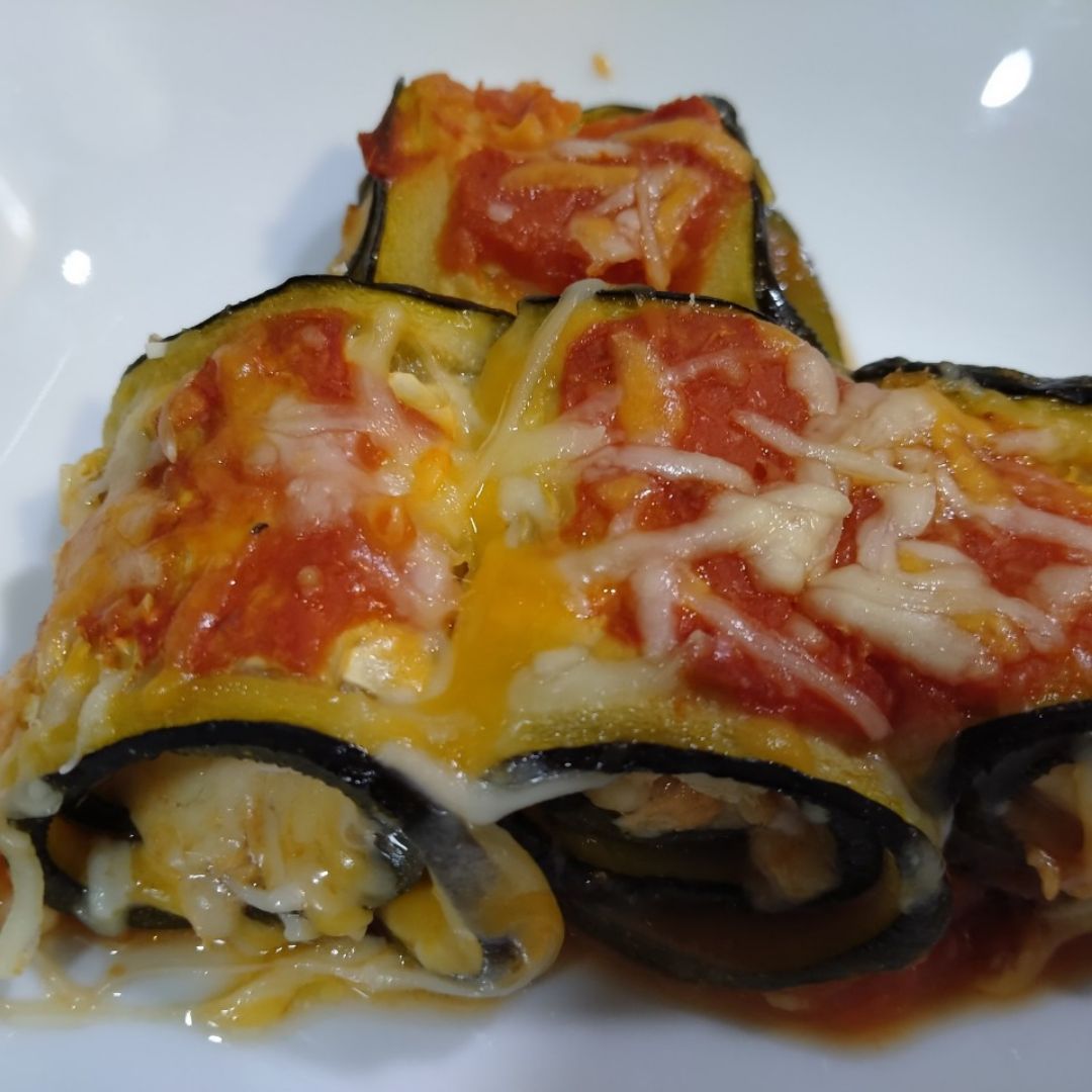 Rollitos de calabacín con atún