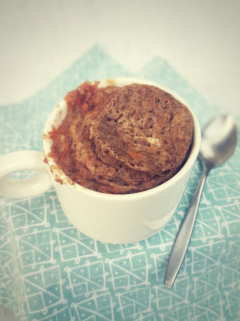 Mug carrot-cake sin azúcar y sin harina