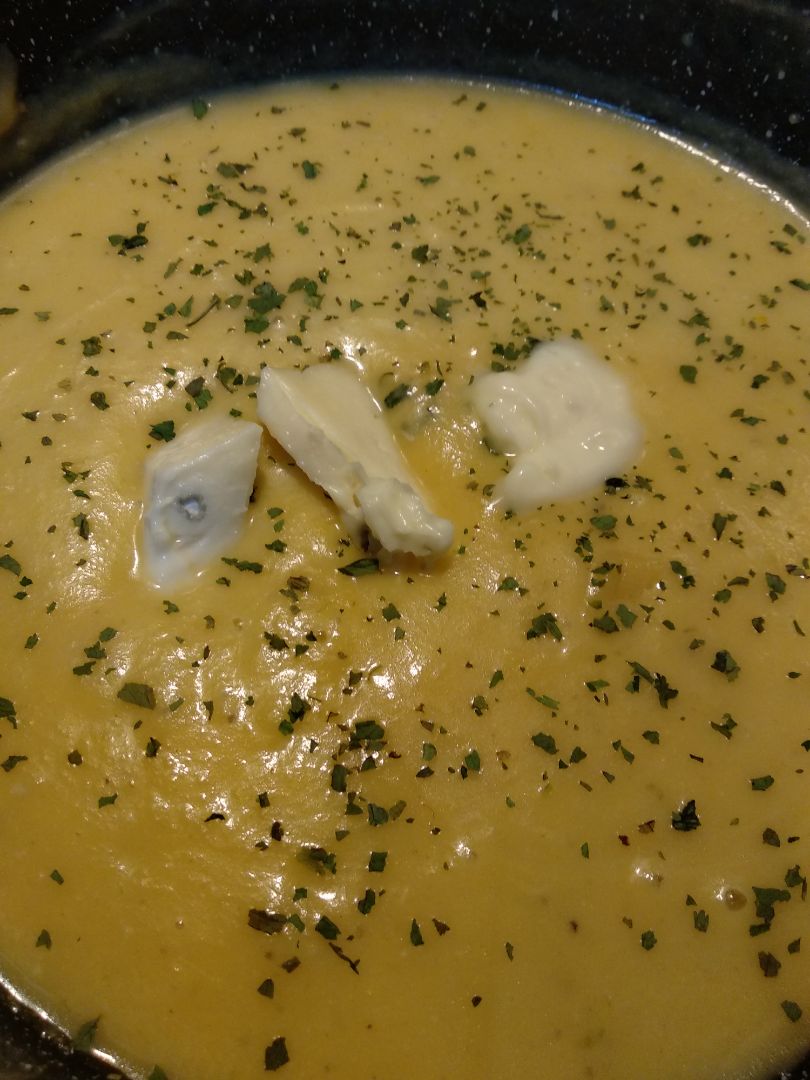 Crema de calabaza y patata con gorgonzola 🎃🧀 Crema de calabaza y patata con gorgonzola 🎃🧀