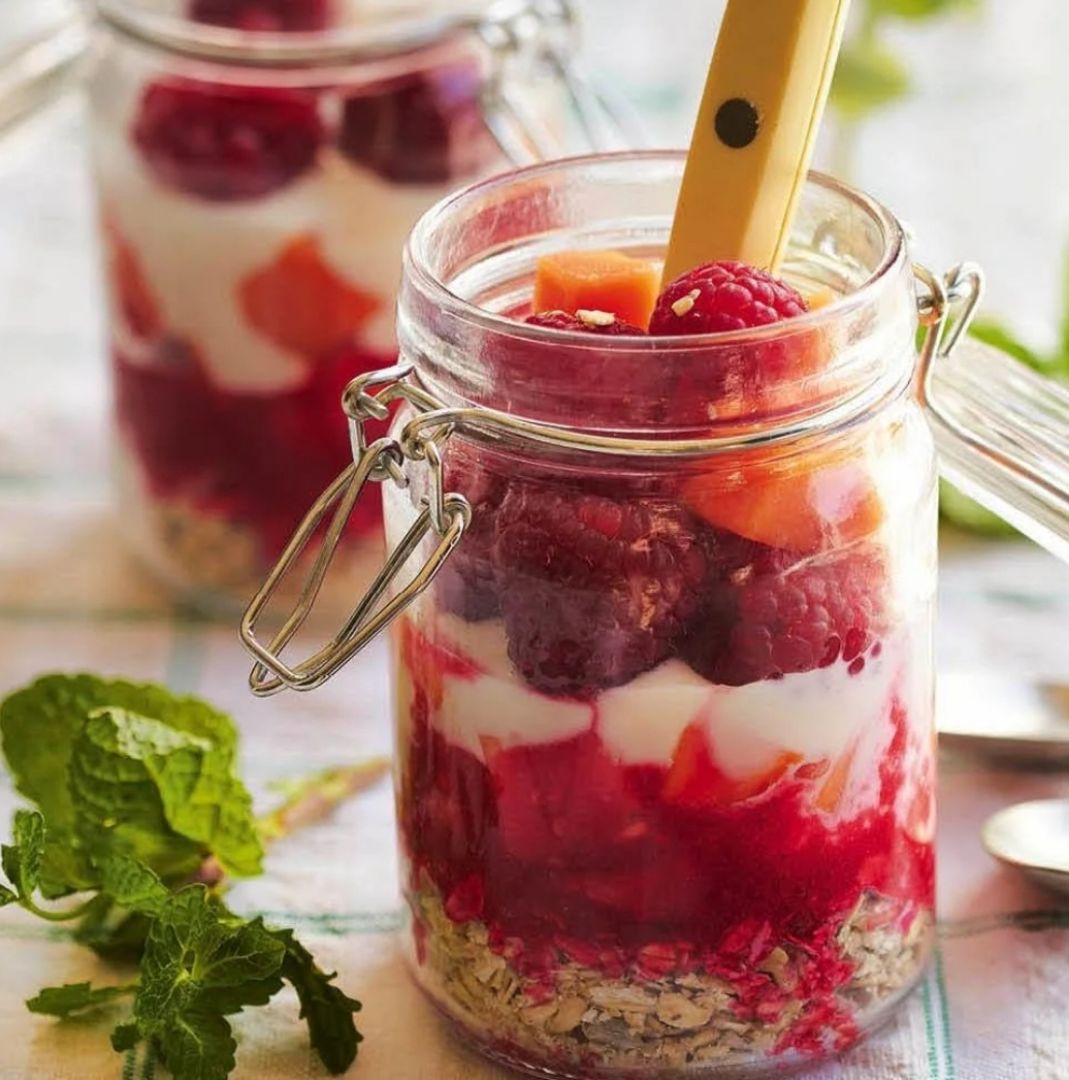 DELICIAS DE FRAMBUESA Y YOGURT