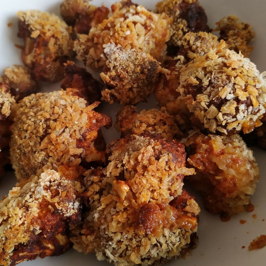 "Alitas" de coliflor crujientes