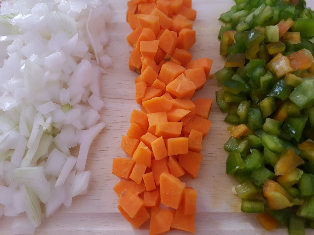Verduras con tomate y cerveza Paso 0
