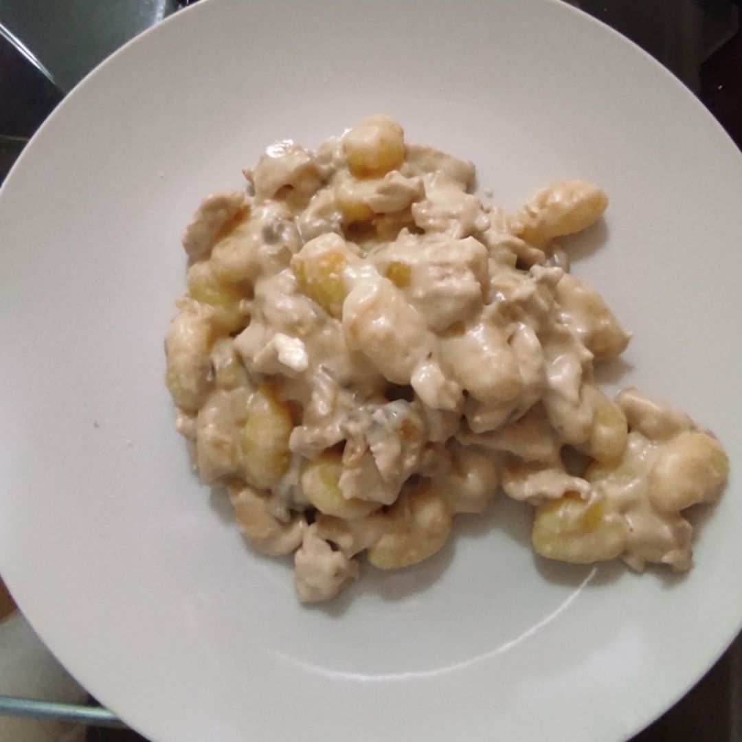 Gnocchi pollo y queso Gnocchi pollo y queso