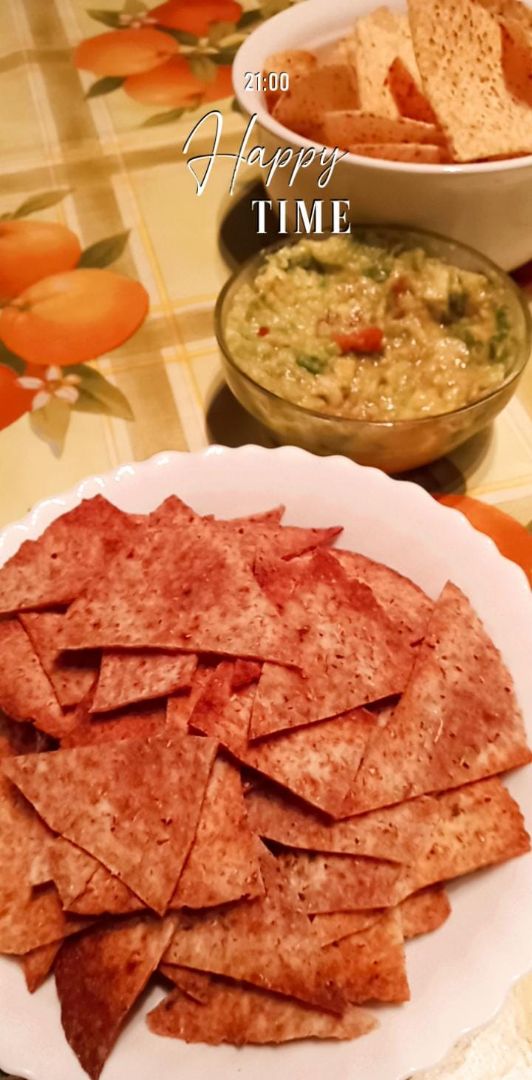 Nachos caseros con guacamole 🥑 Casero Nachos caseros con guacamole 🥑 Casero