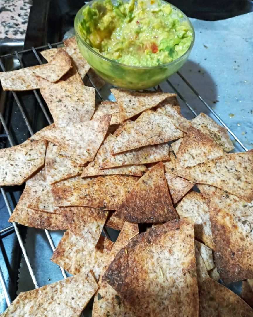 Nachos caseros con guacamole 🥑 Casero Paso 2 Nachos caseros con guacamole 🥑 Casero Paso 2