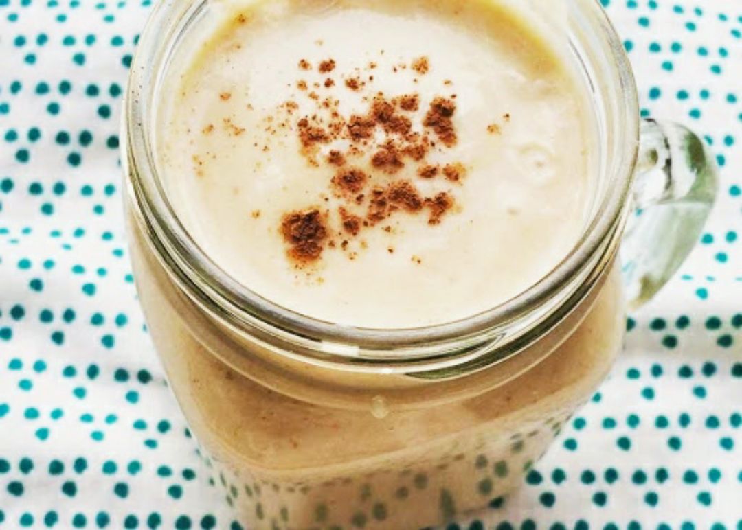 Batido dulce y buenísimo con tan solo 3 ingredientes Batido dulce y buenísimo con tan solo 3 ingredientes