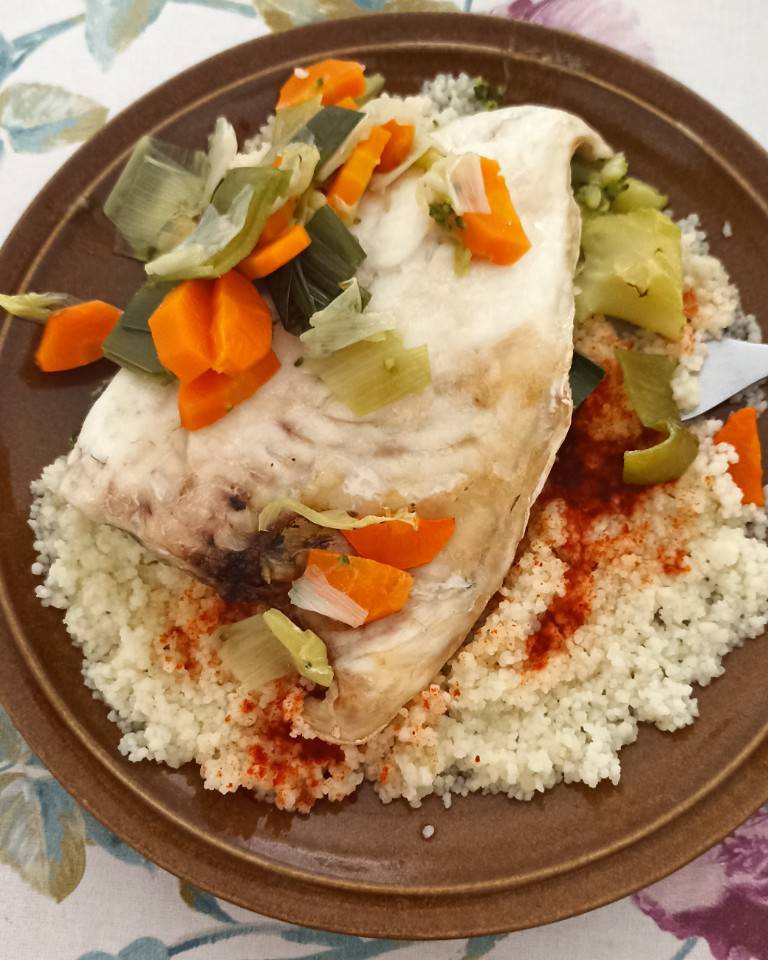 Dorada con cous cous y verduras Dorada con cous cous y verduras