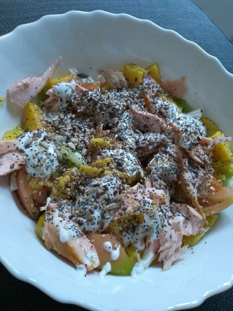 Ensalada de mango 🍋y salmón 🐟