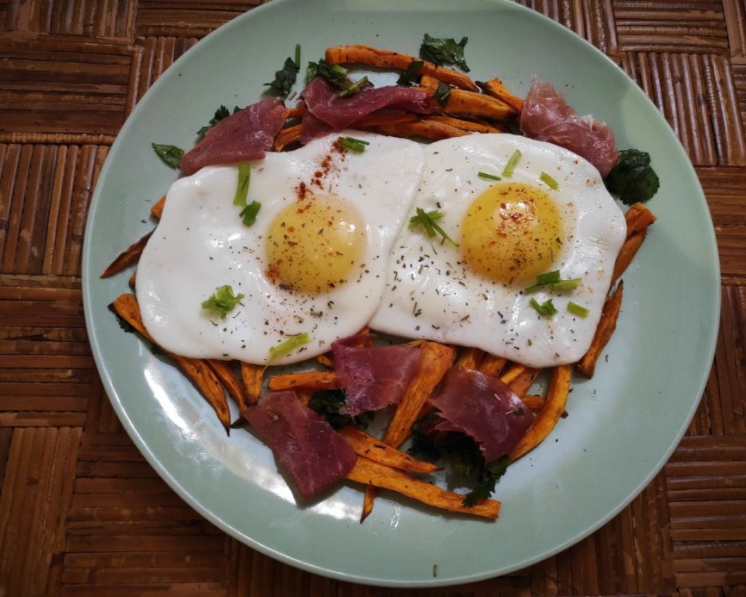 Huevos rotos con boniato 馃崰馃嵆 Huevos rotos con boniato 馃崰馃嵆