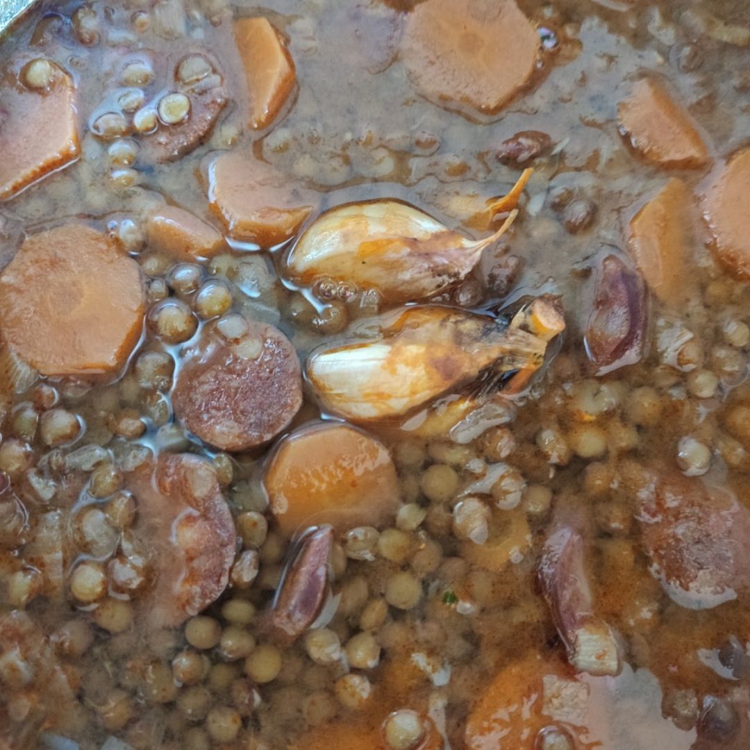 Lentejas estofadas con zanahoria y chorizo Lentejas estofadas con zanahoria y chorizo