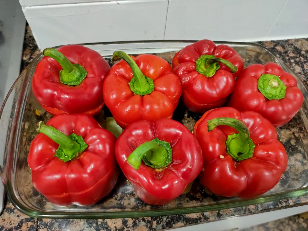 Gemistá . Pimientos rellenos de arroz integral y verduras Paso 11 Gemistá . Pimientos rellenos de arroz integral y verduras Paso 11