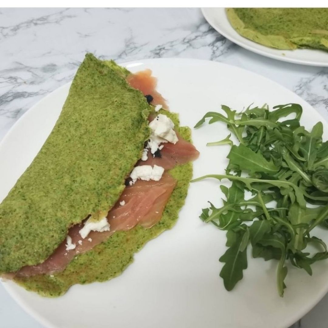 Crepe de rúcula relleno Crepe de rúcula relleno