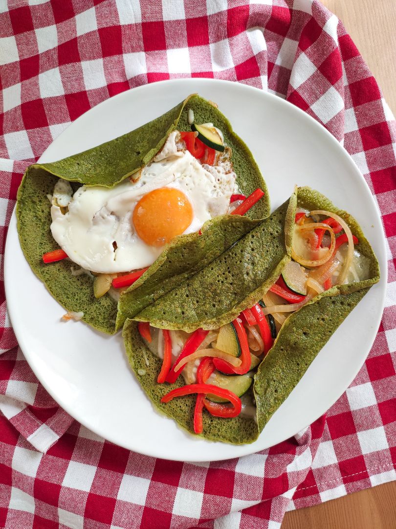 Crepes verdes con verduras Crepes verdes con verduras