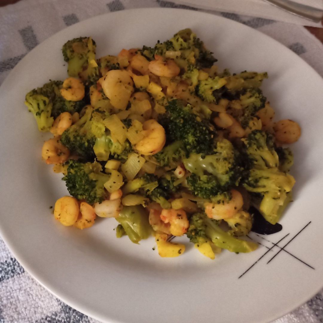 Br贸coli con gambas Br贸coli con gambas